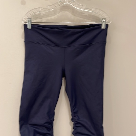 Alo Yoga Idol Legging - Picture 2 of 7